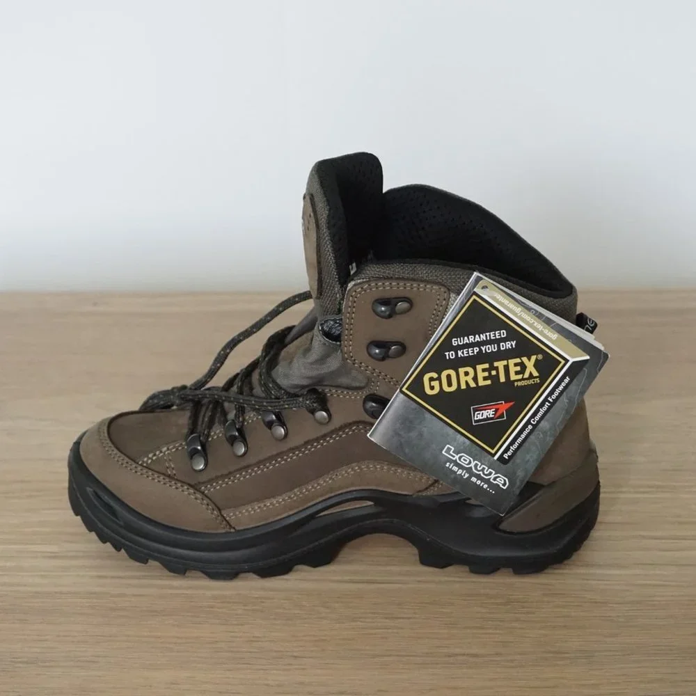 [NEW] Lowa Renegade GTX Mid Hiking Boots Women's, Stein Stone, Size 6